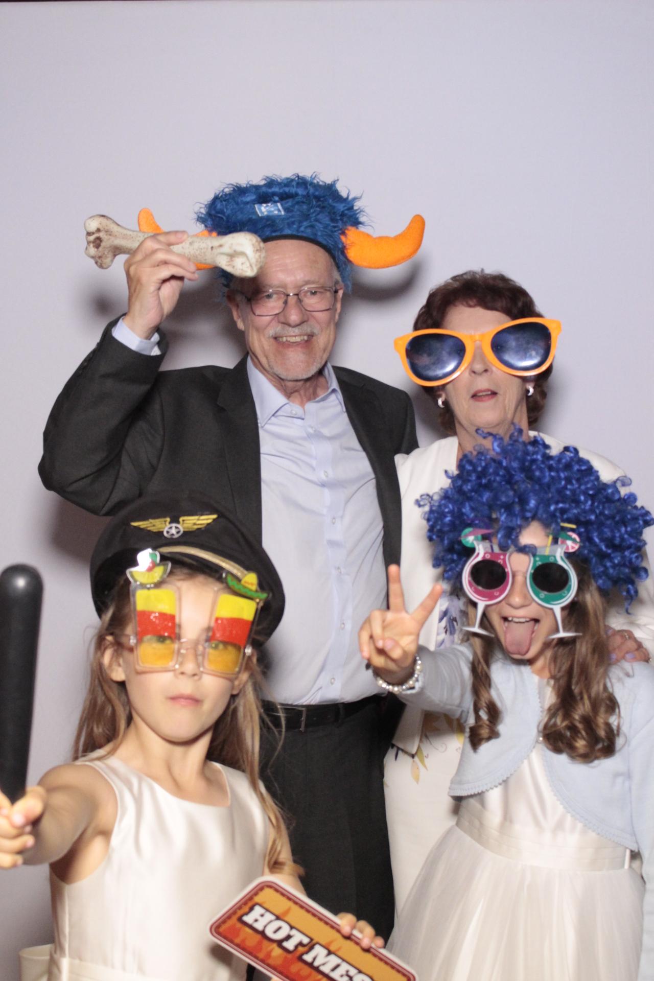 Debbie & Danny's Wedding | View more photos from the event at gallery.myphotoboothexperience.co.uk/u/MyPhotoBoothExperienceLtd/Debbie-Dannys-Wedding